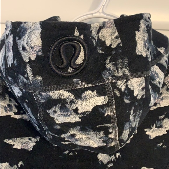 Sweater - Picture 3 of 4